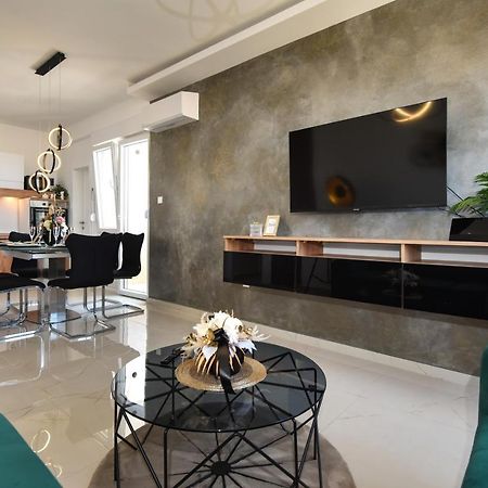 Apartman Nella With Sea Wiew 자다르 외부 사진