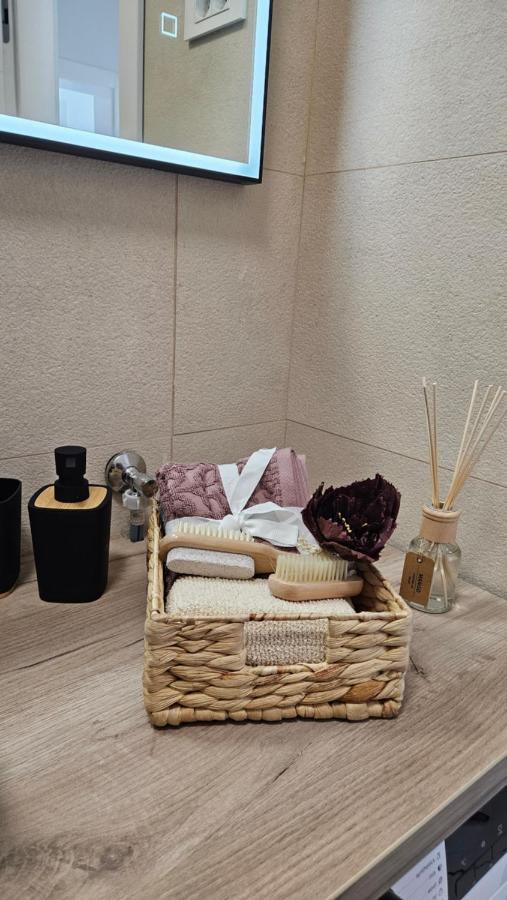Apartman Nella With Sea Wiew 자다르 외부 사진