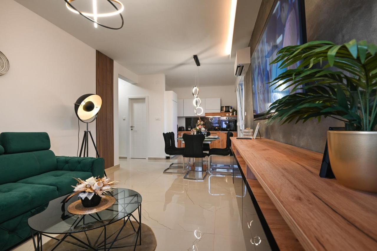 Apartman Nella With Sea Wiew 자다르 외부 사진