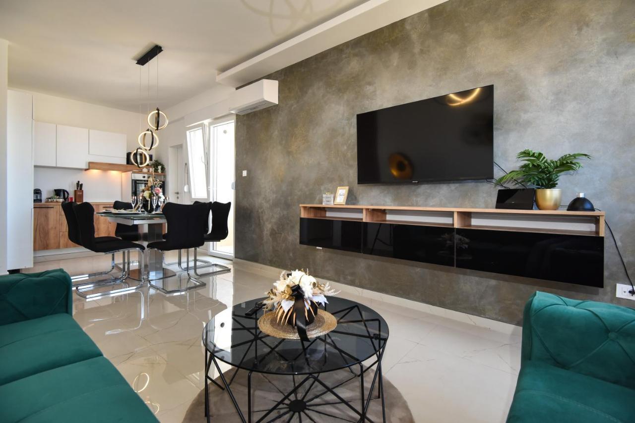 Apartman Nella With Sea Wiew 자다르 외부 사진